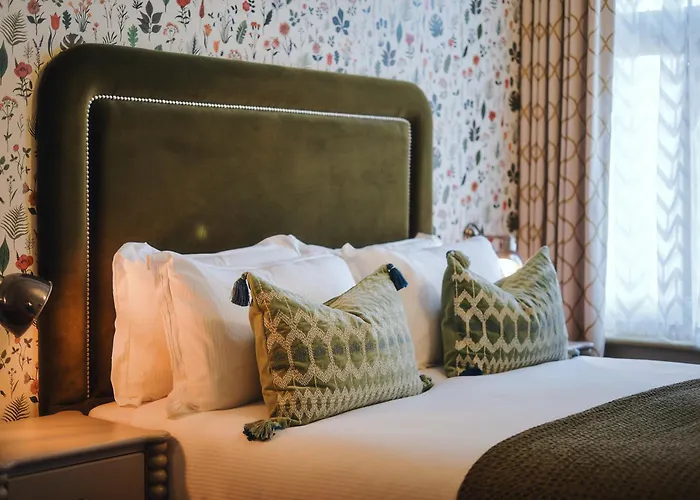 The Black Lion Pub & Boutique Guesthouse